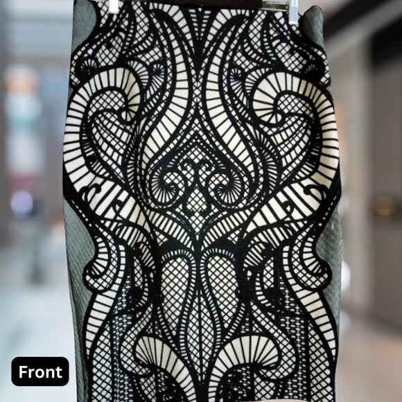 Fashion Skirt Sz 2X - Picture 2 of 5